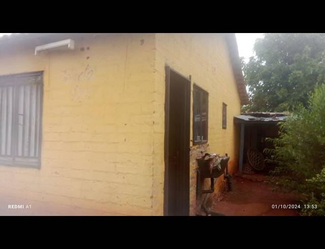 2 BEDROOM HOUSE FOR SALE IN SOSHANGUVE XX